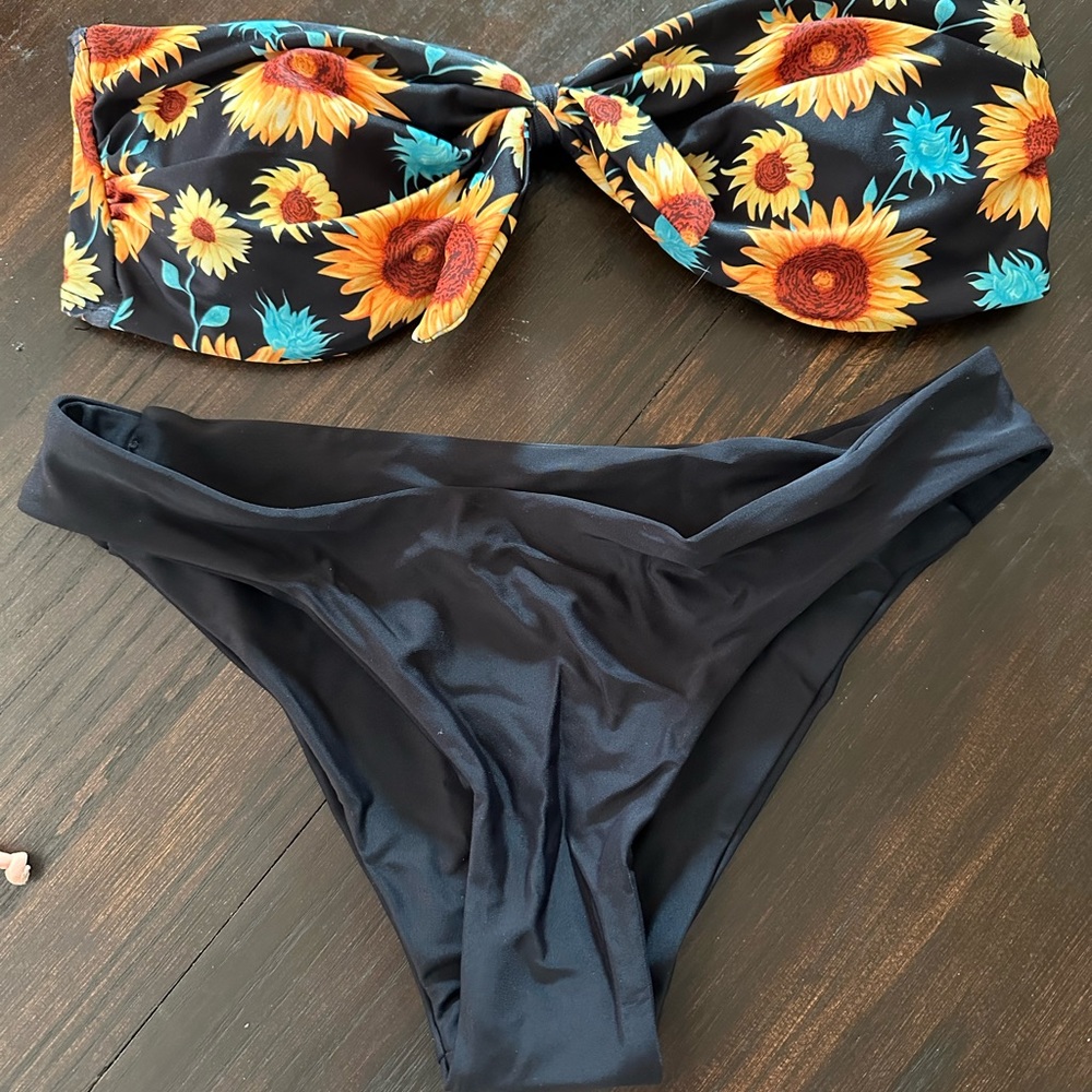 Sun flower bikini
